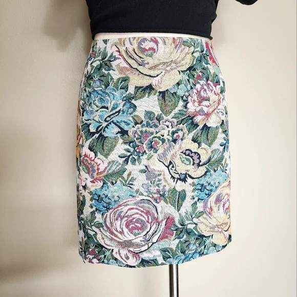 & Other Stories Floral Jacquard Mini Skirt - Picture 3 of 10
